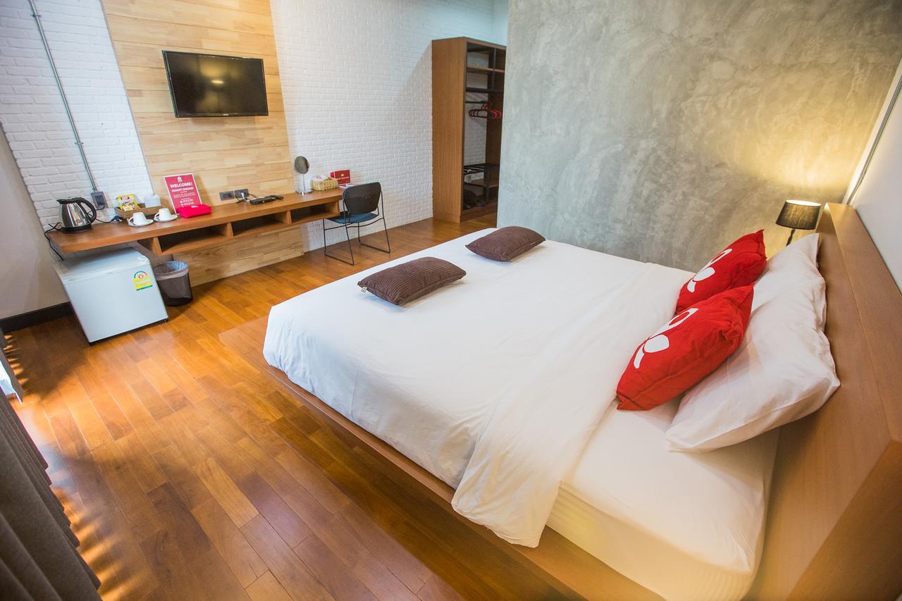 เซน รูมส์ นิมมาน 13 Hotel เชียงใหม่ ภายนอก รูปภาพ